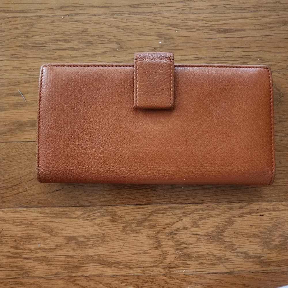 Gucci Tan Leather Women's Wallet - Picture 11 of 13
